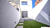Vista exterior de Casa adosada en venda en Sabadell amb Terrassa