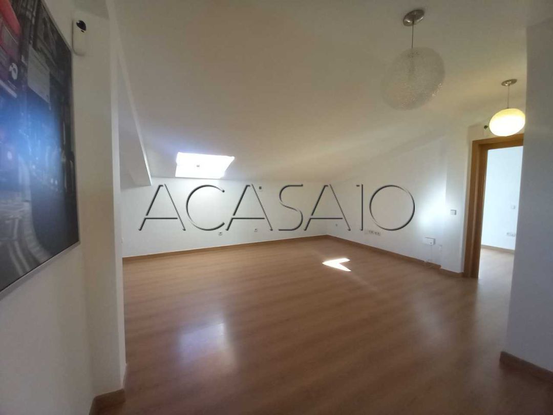 Pis en venda en Cedillo del Condado amb Aire condicionat, Calefacció i Traster