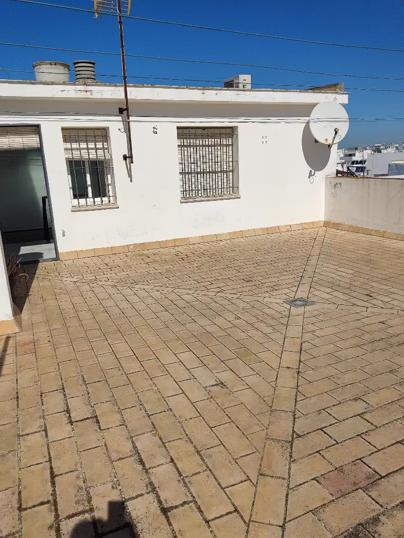 Vista exterior de Dúplex en venda en Conil de la Frontera amb Aire condicionat, Calefacció i Terrassa