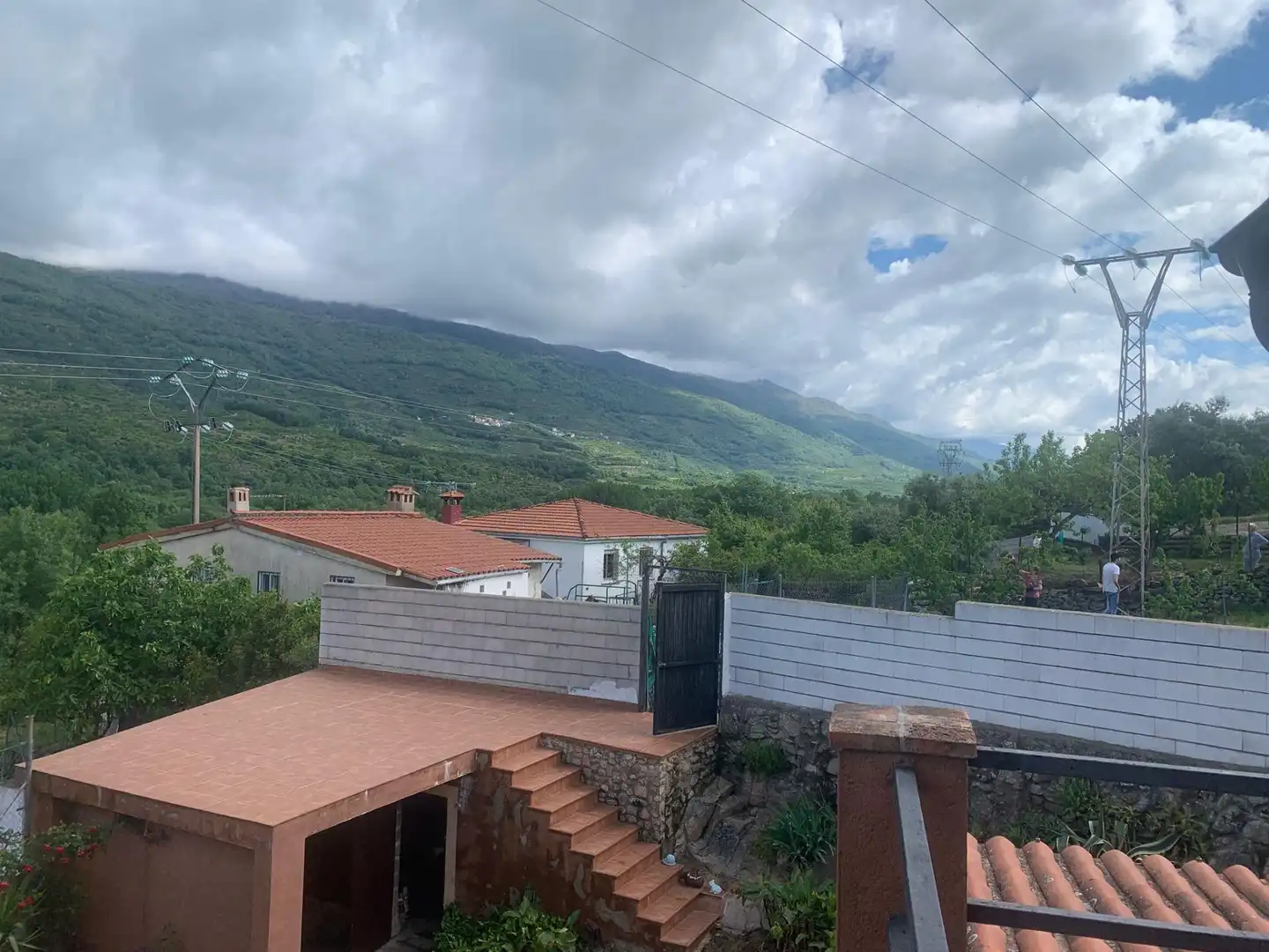 Vista exterior de Finca rústica en venta en Casas del Castañar con Calefacción y Terraza