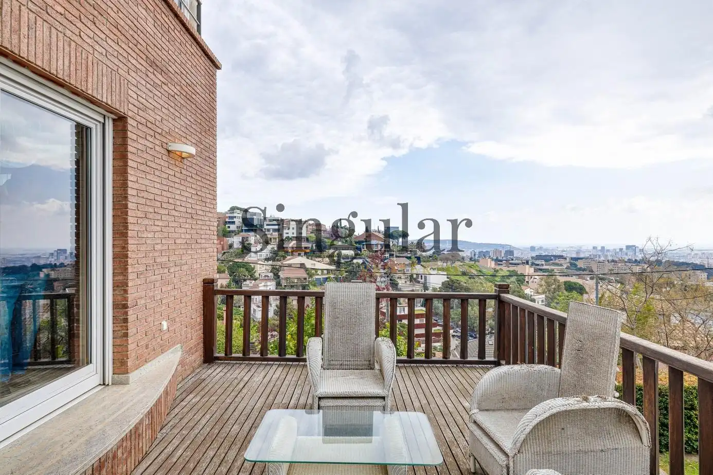 Terrassa de Casa o xalet en venda en Esplugues de Llobregat amb Calefacció, Piscina i Jacuzzi