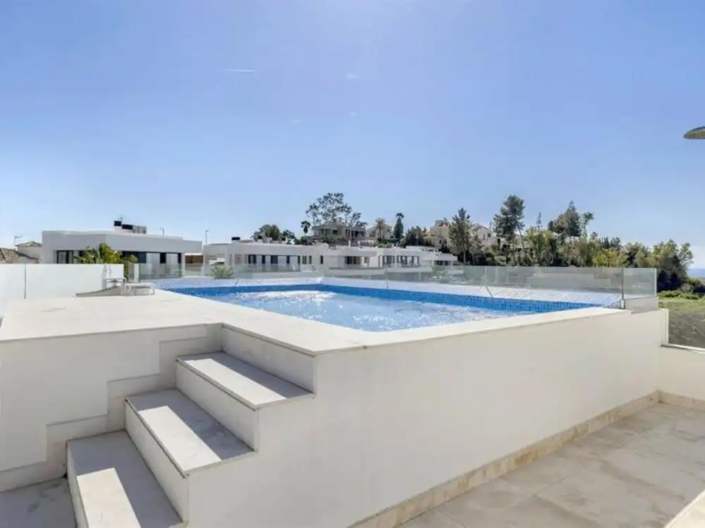 Penthouse with pool for sale in Nueva Andalucía, imagen 20