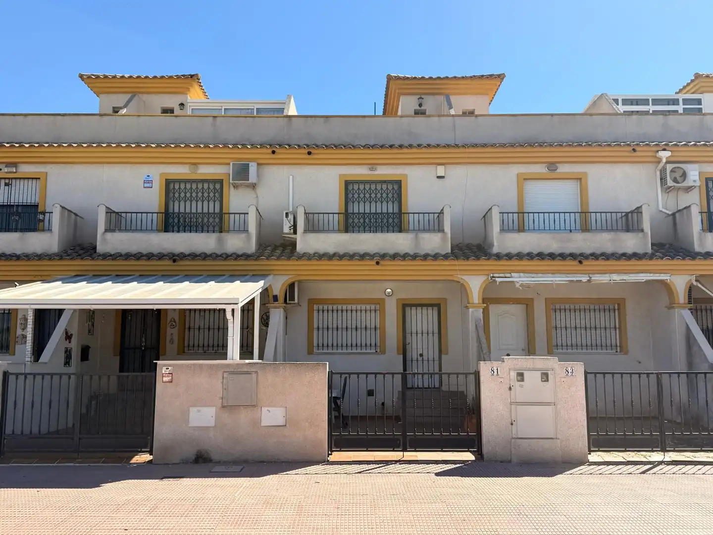 Bungalow amb terrassa en venda a Avenida de Almoradí 81