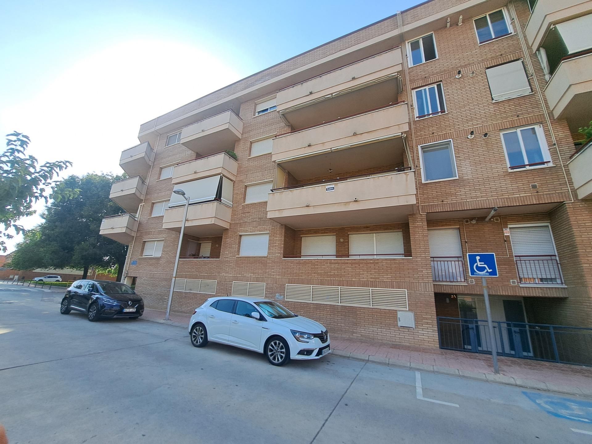 Exterior view of Flat for sale in Mollerussa  with Air Conditioner, Heating and Terrace