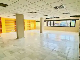 Gebäude zur Miete in Mairena del Aljarafe