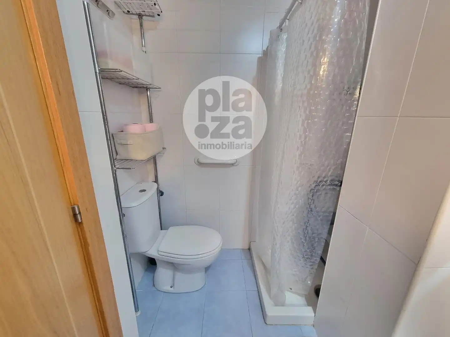 Baño de Piso en venta en Burgos con Calefacción y Trastero