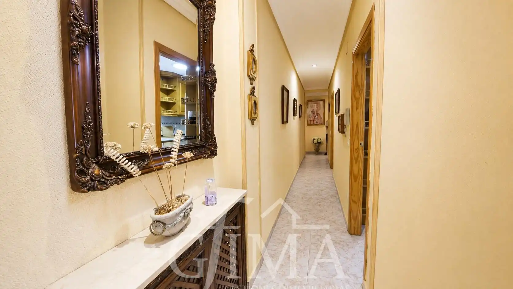 Attic for sale in Tomelloso  with Heating, Terrace and Furnished
