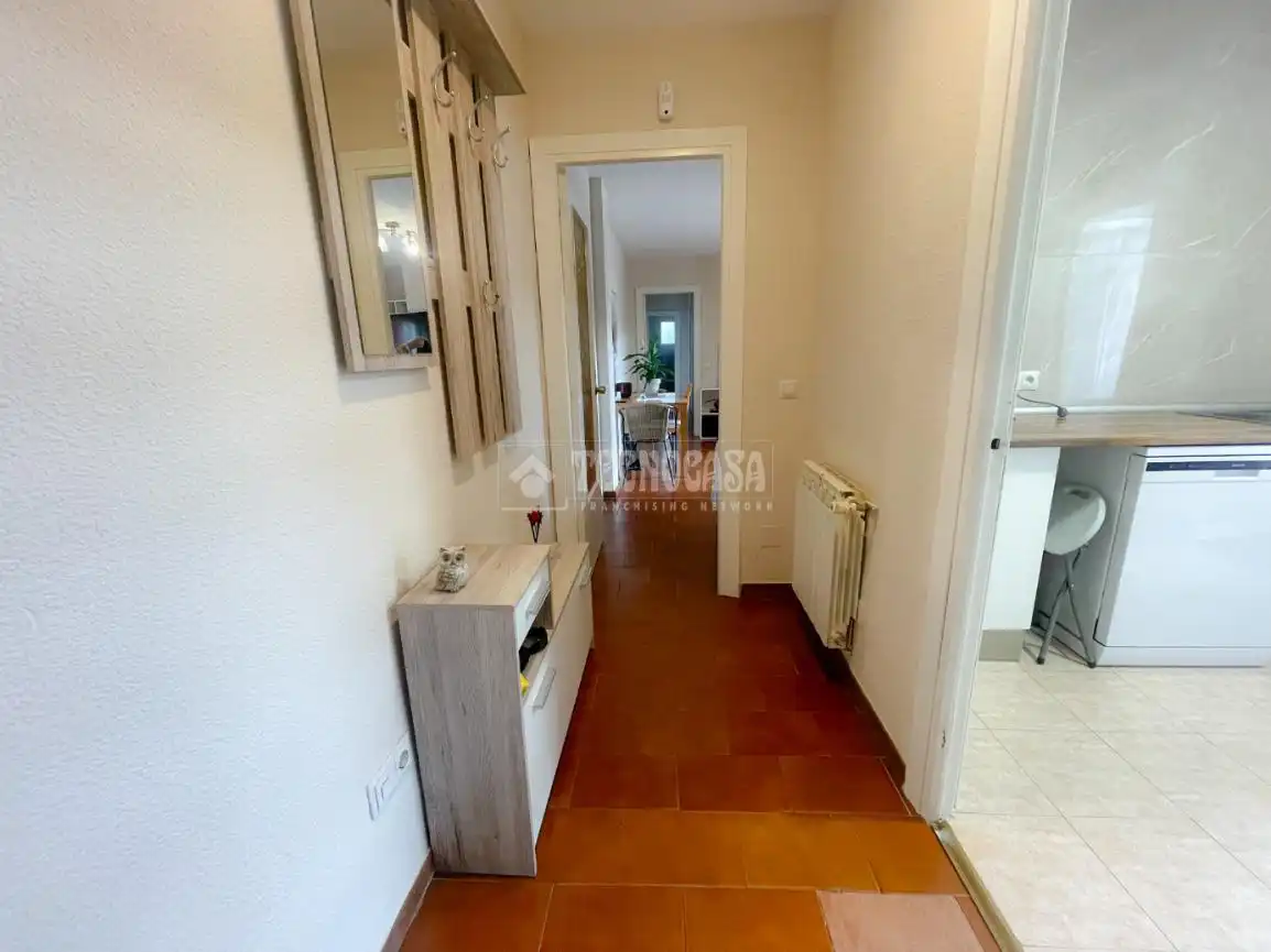 Wohnung zum Verkauf in Guadarrama mit Heizung, Terrasse und Gemeinschaftspool