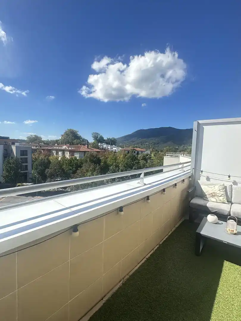 Terrassa de Pis en venda en Irun  amb Aire condicionat