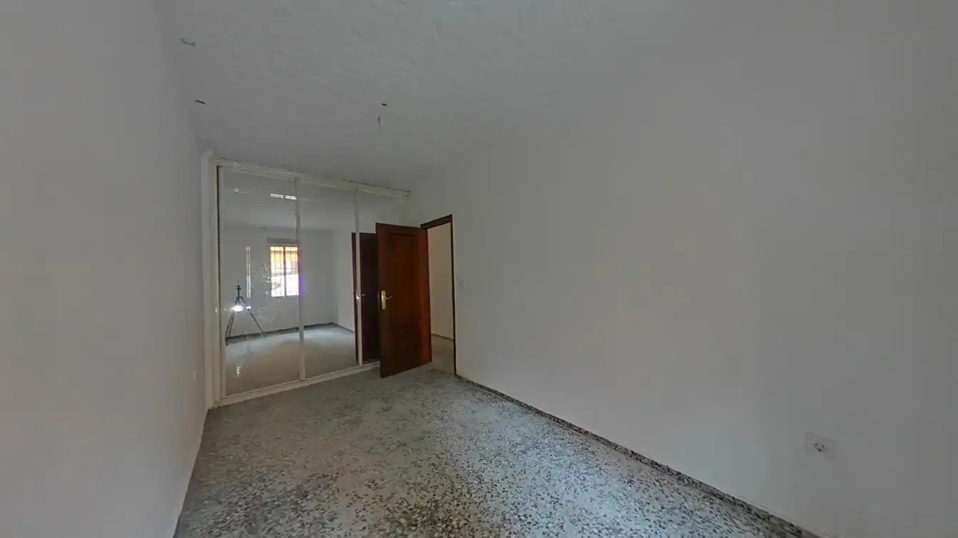 Schlafzimmer von Erdgeschoss zum Verkauf in Valencia mit Terrasse