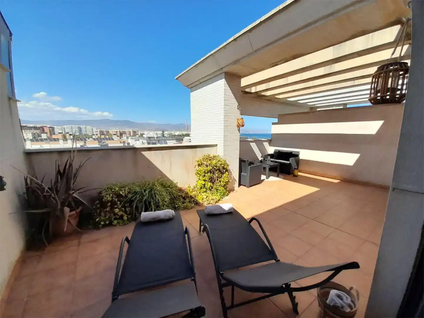 Terrasse von Wohnung zur Miete in Málaga Capital mit Klimaanlage, Schwimmbad und Balkon