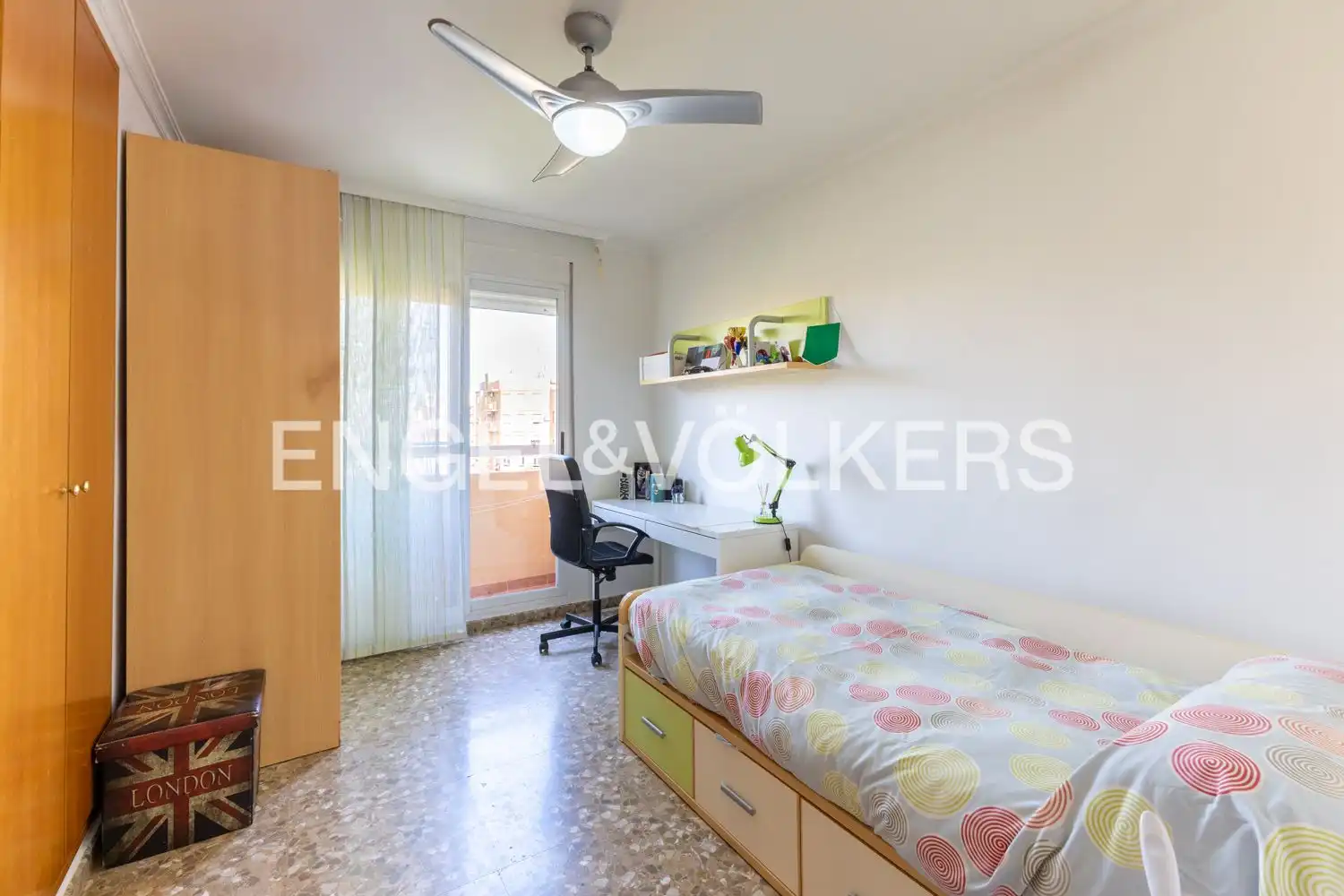 Habitación de Piso en venta en Tavernes Blanques con Aire acondicionado, Calefacción y Terraza