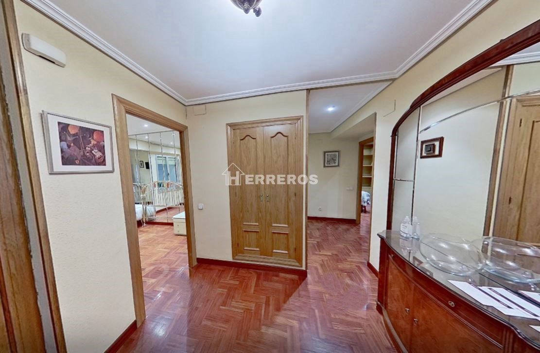 Flat for sale in  Logroño  with Heating, Parquet flooring and Terrace