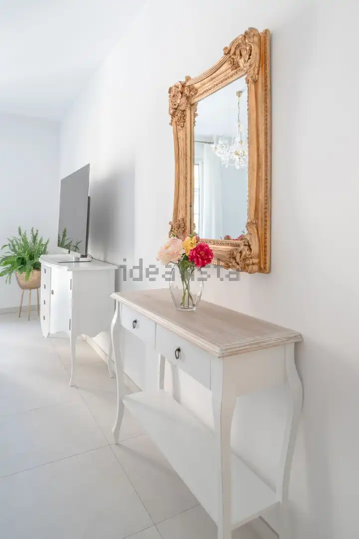 Flat for rent in Granada  with Air Conditioner, Heating and Furnished