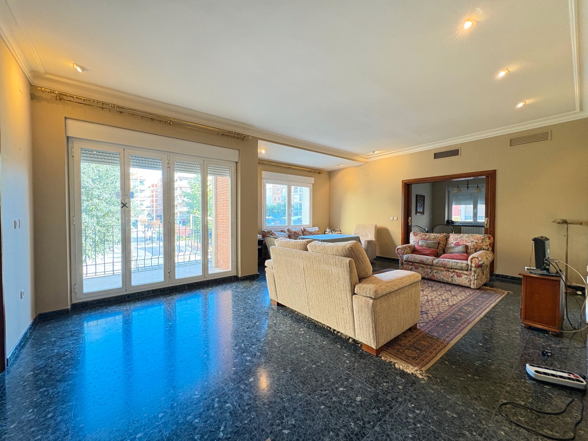 Living room of Flat for sale in Badajoz Capital  with Air Conditioner, Heating and Terrace