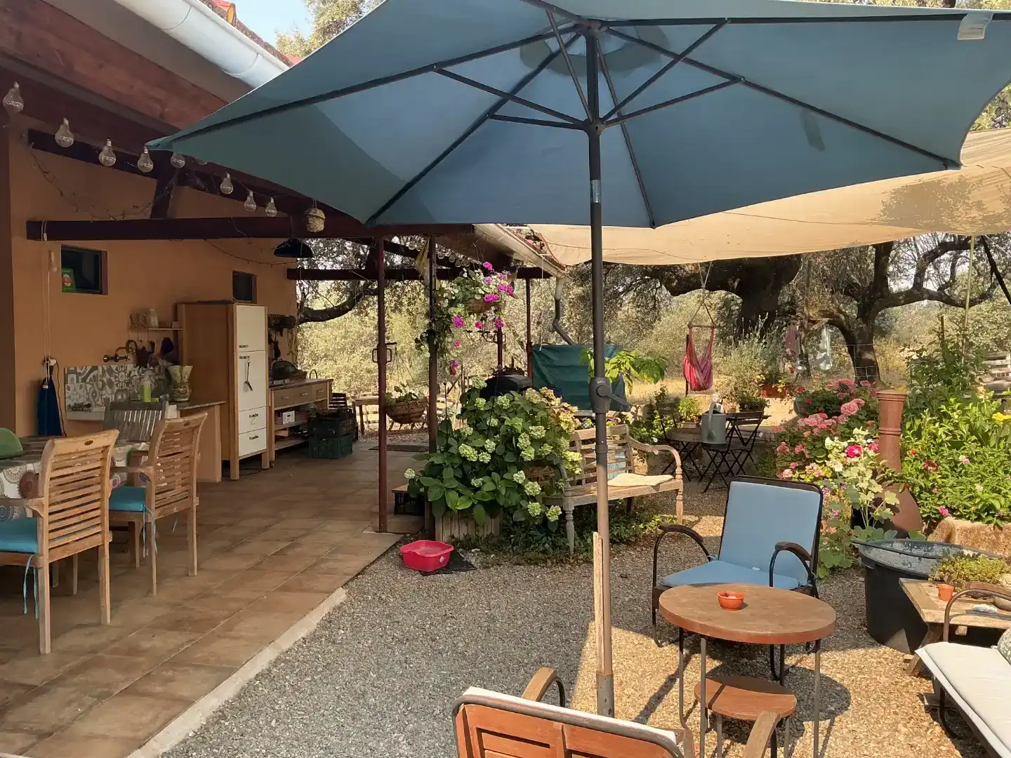 Terrassa de Finca rústica en venda en Villasbuenas de Gata amb Aire condicionat, Traster i Piscina