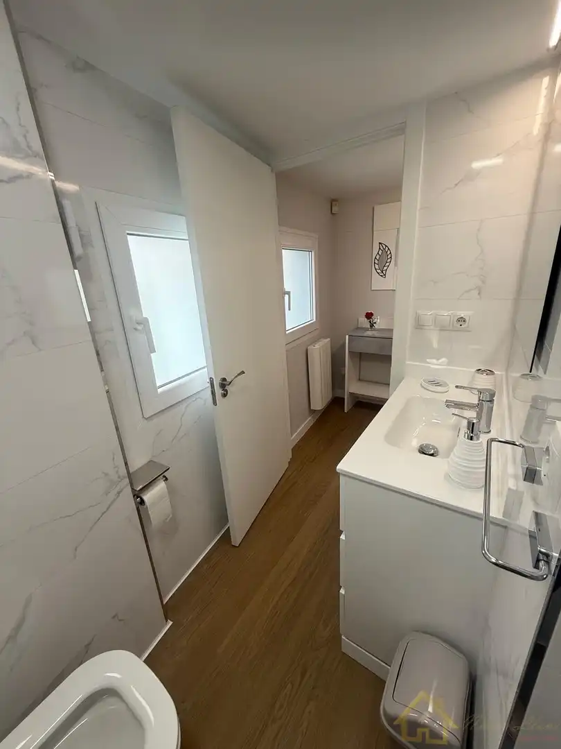 Baño de Dúplex en venta en Lugo con Calefacción, Amueblado y Alarma