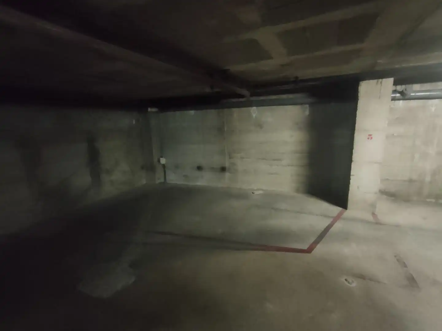 Parking of Garage for rent in Girona