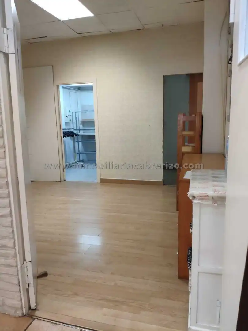 Local comercial de lloguer a Oeste, imagen 18