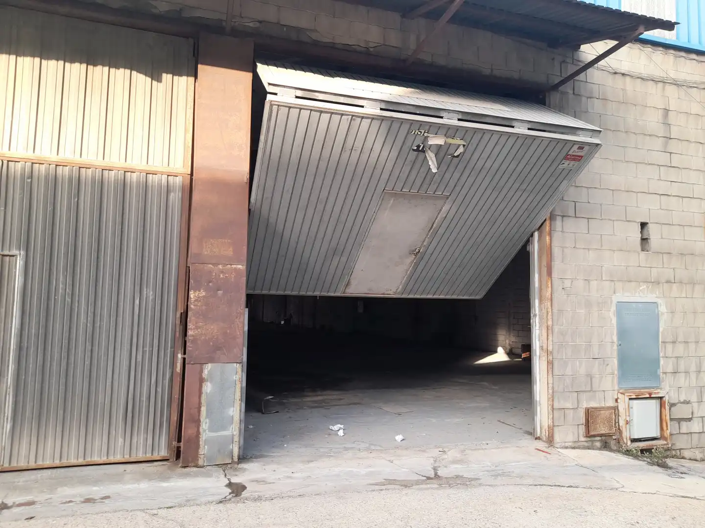 Nau industrial de lloguer a Carrer Lisboa, 7, Zona Industrial