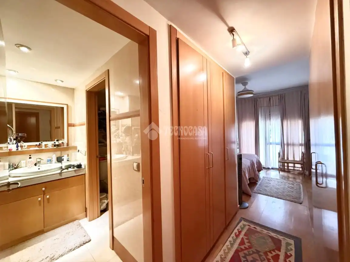 Bedroom of Detached homes for sale in Villanueva de la Cañada  with Air Conditioner, Heating and Terrace