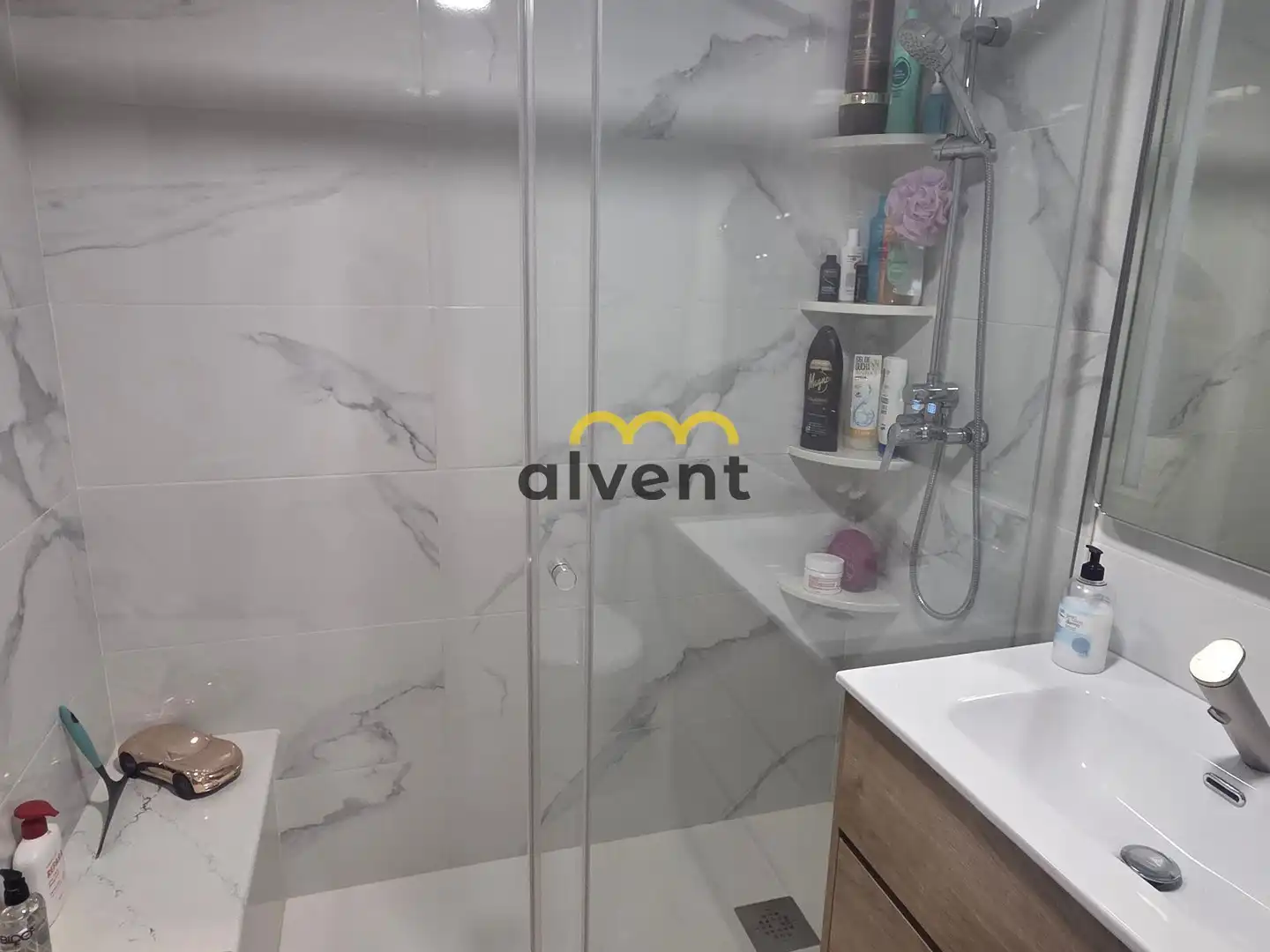 Baño de Piso en venta en Lloret de Mar con Aire acondicionado, Calefacción y Terraza