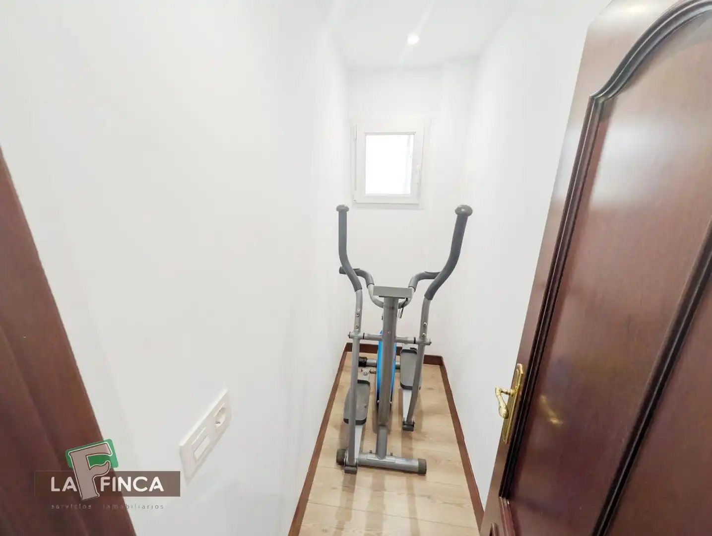 Flat for rent in Oviedo   with Heating