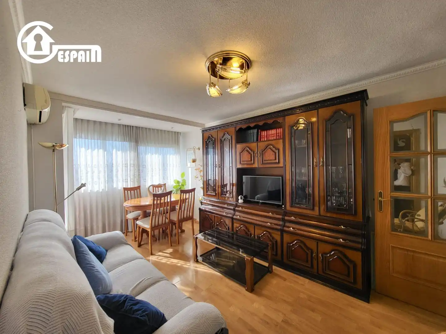 Wohnzimmer von Wohnung zum Verkauf in Madrid mit Heizung, Terrasse und Möbliert