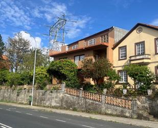 Exterior view of Building for sale in Neda