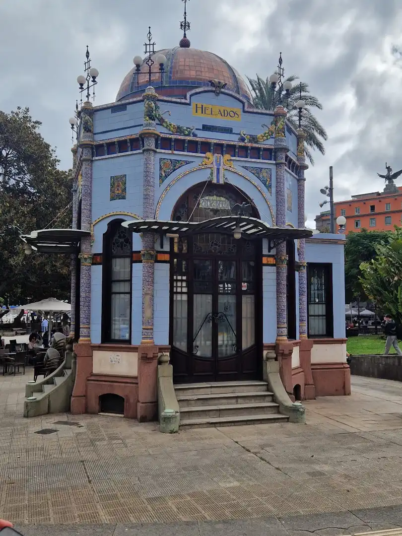 Vista exterior de Edificio en venta en Las Palmas de Gran Canaria