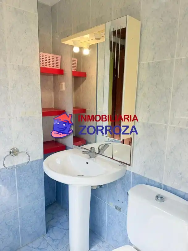 Badezimmer von Wohnung zum Verkauf in Bilbao  mit Heizung