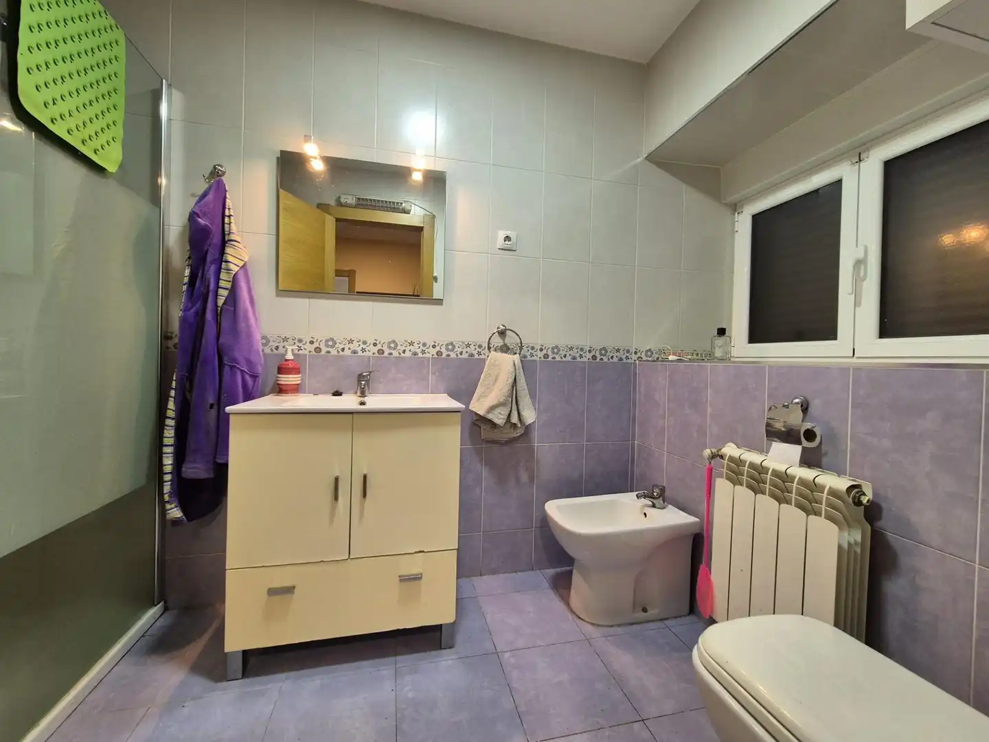 Baño de Casa adosada en venta en Valle de Mena con Calefacción, Amueblado y Balcón
