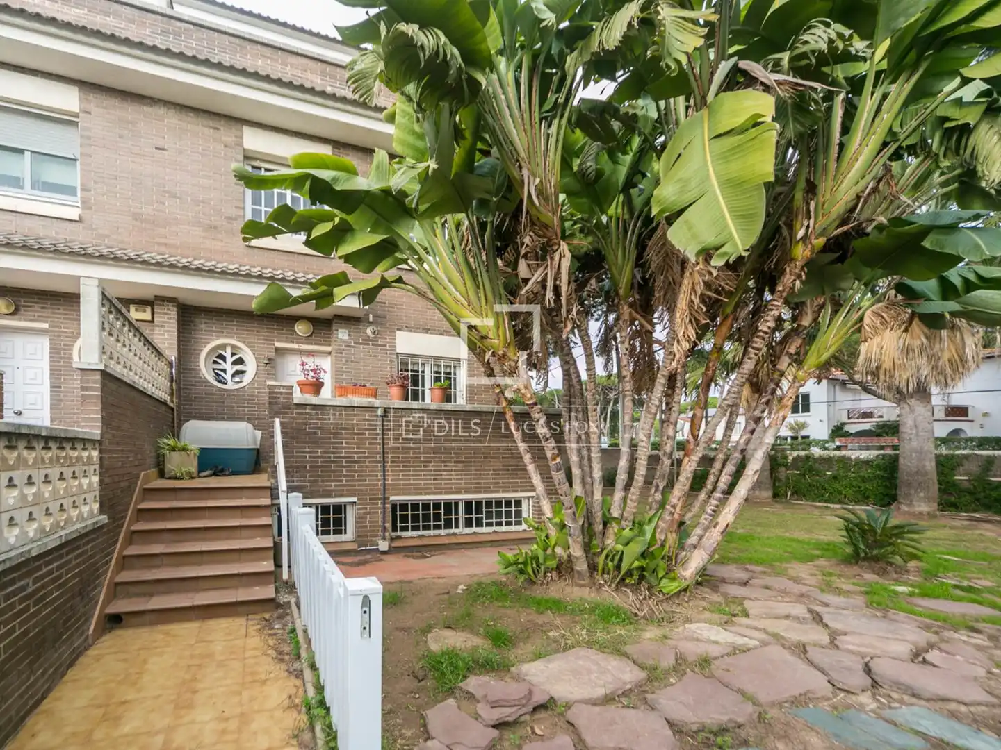 Exterior view of Houses for sale in Castelldefels  with Private garden, Terrace and Swimming Pool