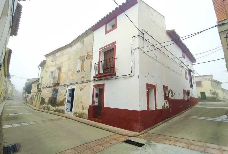 Photo 1 of House or chalet for sale in Calle Mayor, Cinco Olivas, Zaragoza