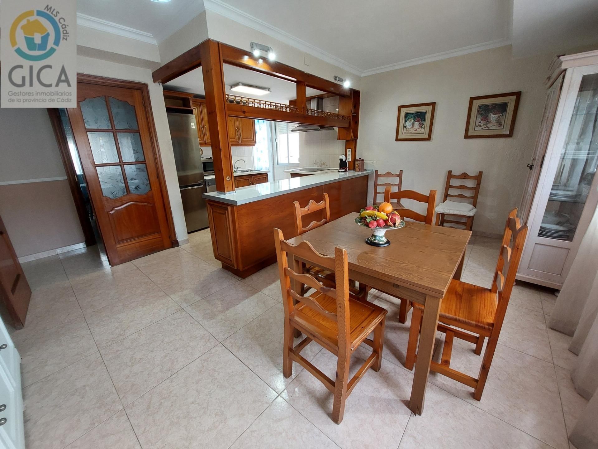 Pis en venda a Calle SEVILLANAS, Bajadilla - Fuente Nueva