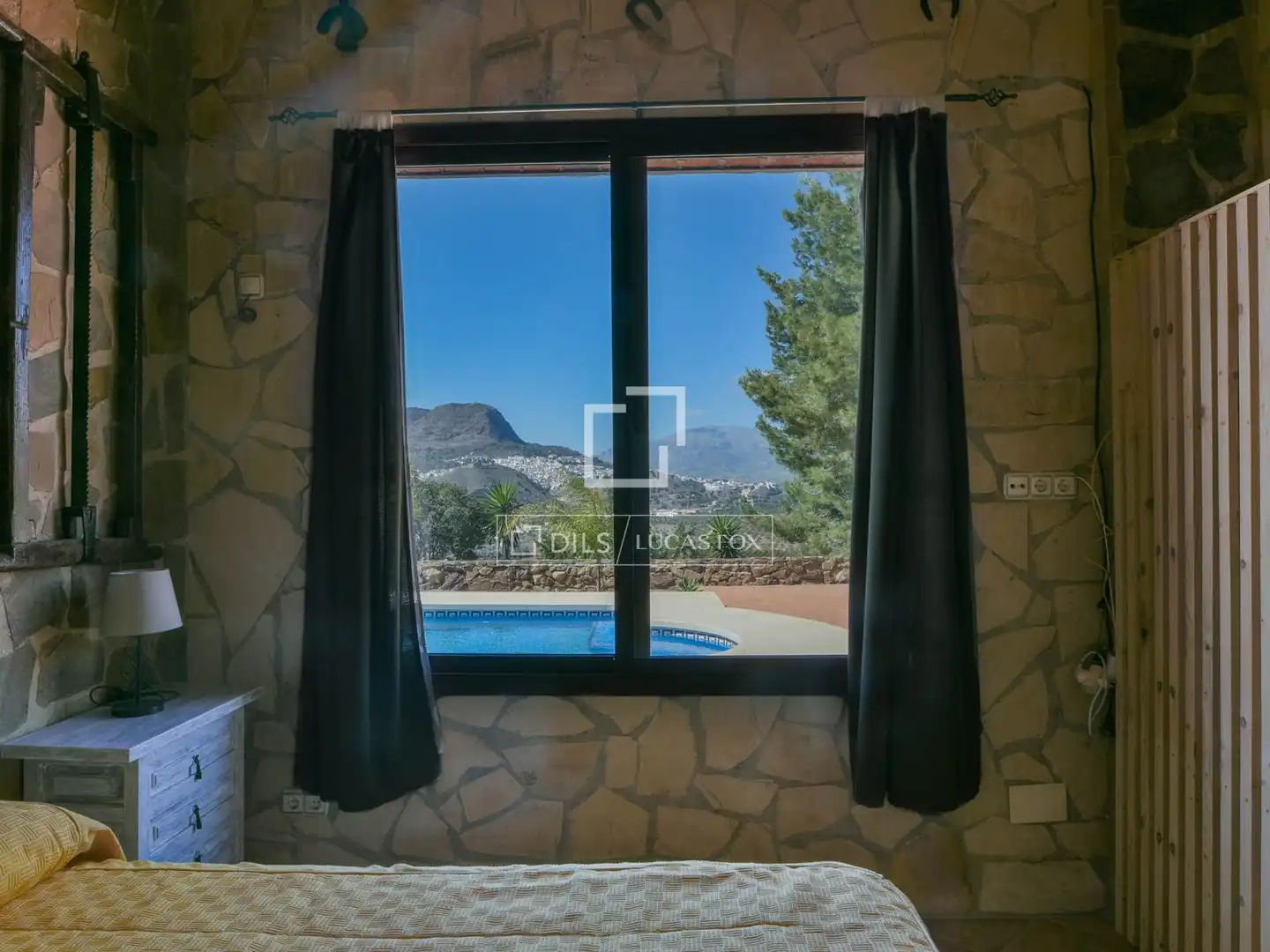 Piscina de Finca rústica en venda en Ardales amb Aire condicionat, Terrassa i Traster
