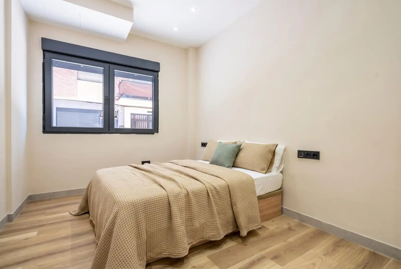 Habitación de Piso en venta en Granada con Aire acondicionado, Calefacción y Parquet