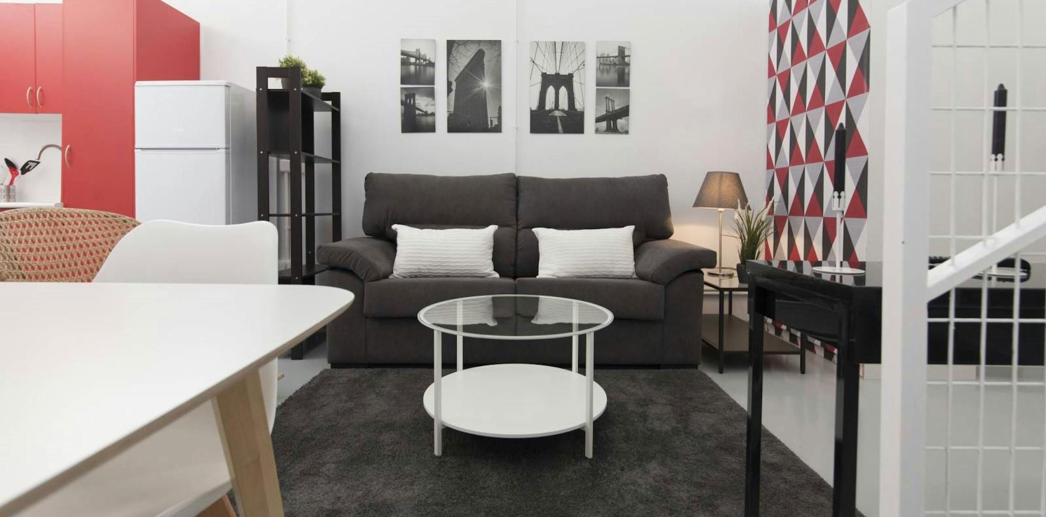 Sala de estar de Piso de alquiler en  Madrid Capital con Aire acondicionado, Calefacción y Amueblado