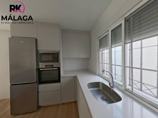 Piso en Alquiler en Puerto de la Torre - C/ Caballero del Febo en Puertosol