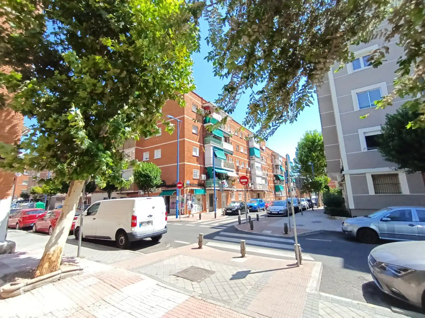 Außenansicht von Wohnung zum Verkauf in Leganés mit Klimaanlage, Heizung und Terrasse