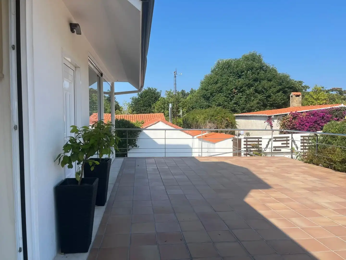Terrassa de Casa o xalet en venda en Oleiros amb Calefacció, Jardí privat i Terrassa