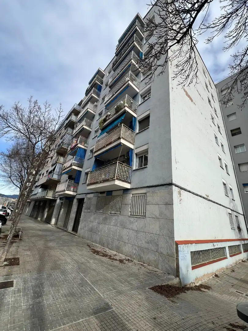 Außenansicht von Wohnung zum Verkauf in Terrassa mit Alarm