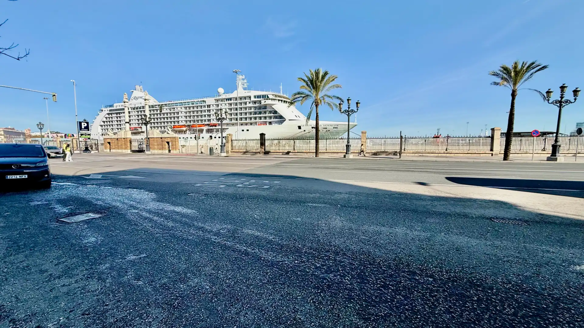 Vista exterior de Local en venta en Cádiz