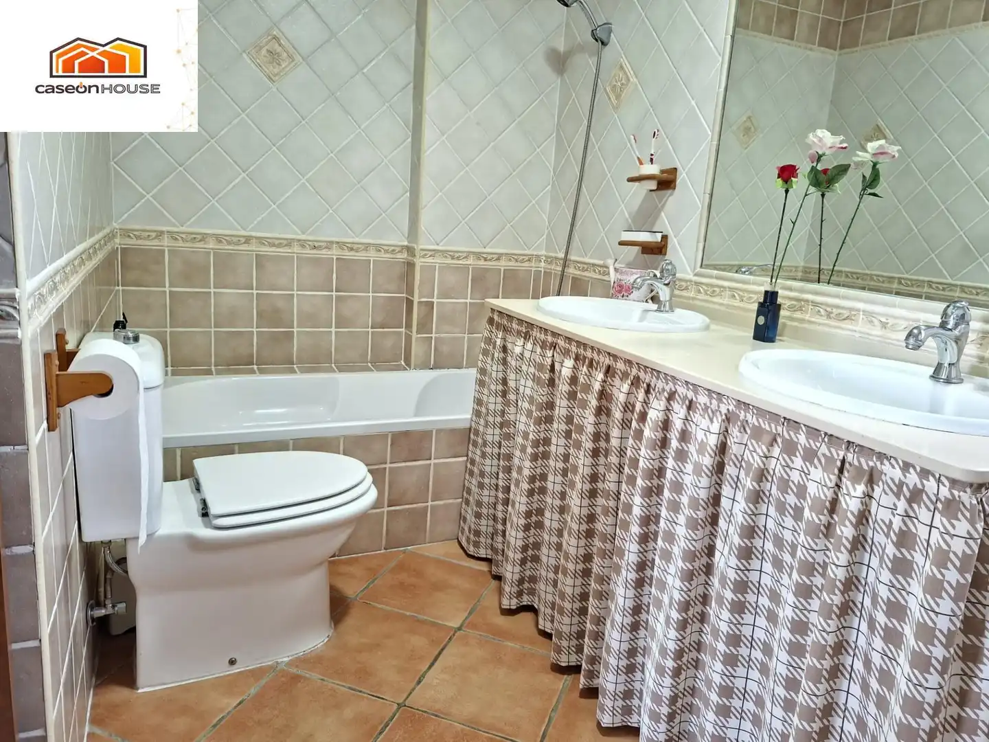 Bany de Casa o xalet en venda en Chiclana de la Frontera amb Jardí privat