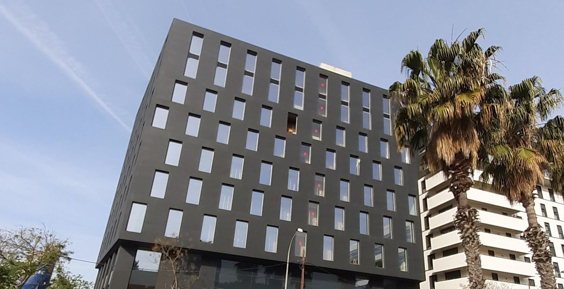 Exterior view of Building for sale in  Barcelona Capital