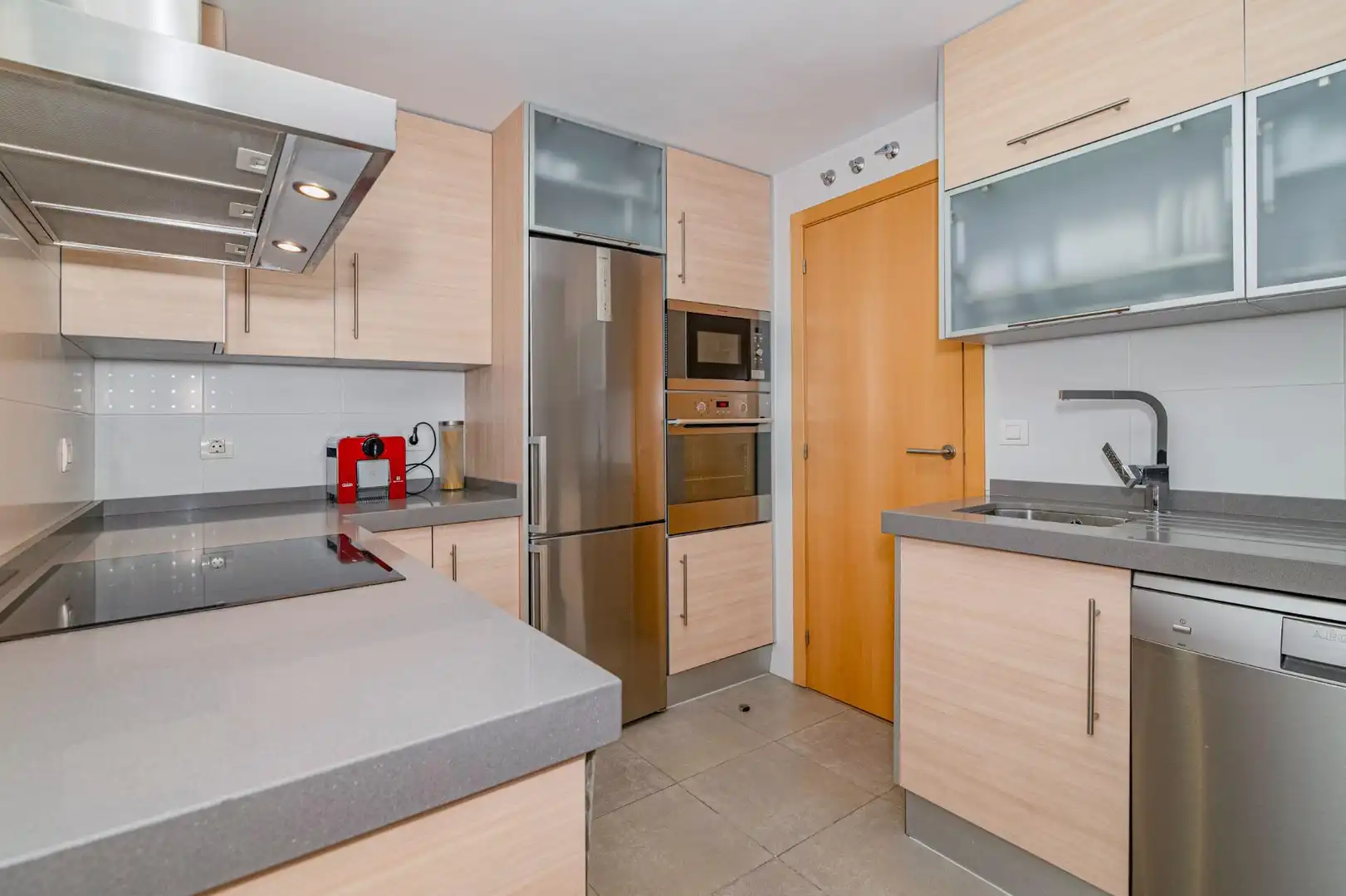 Cuina de Planta baixa en venda en Alhendín amb Aire condicionat, Jardí privat i Terrassa