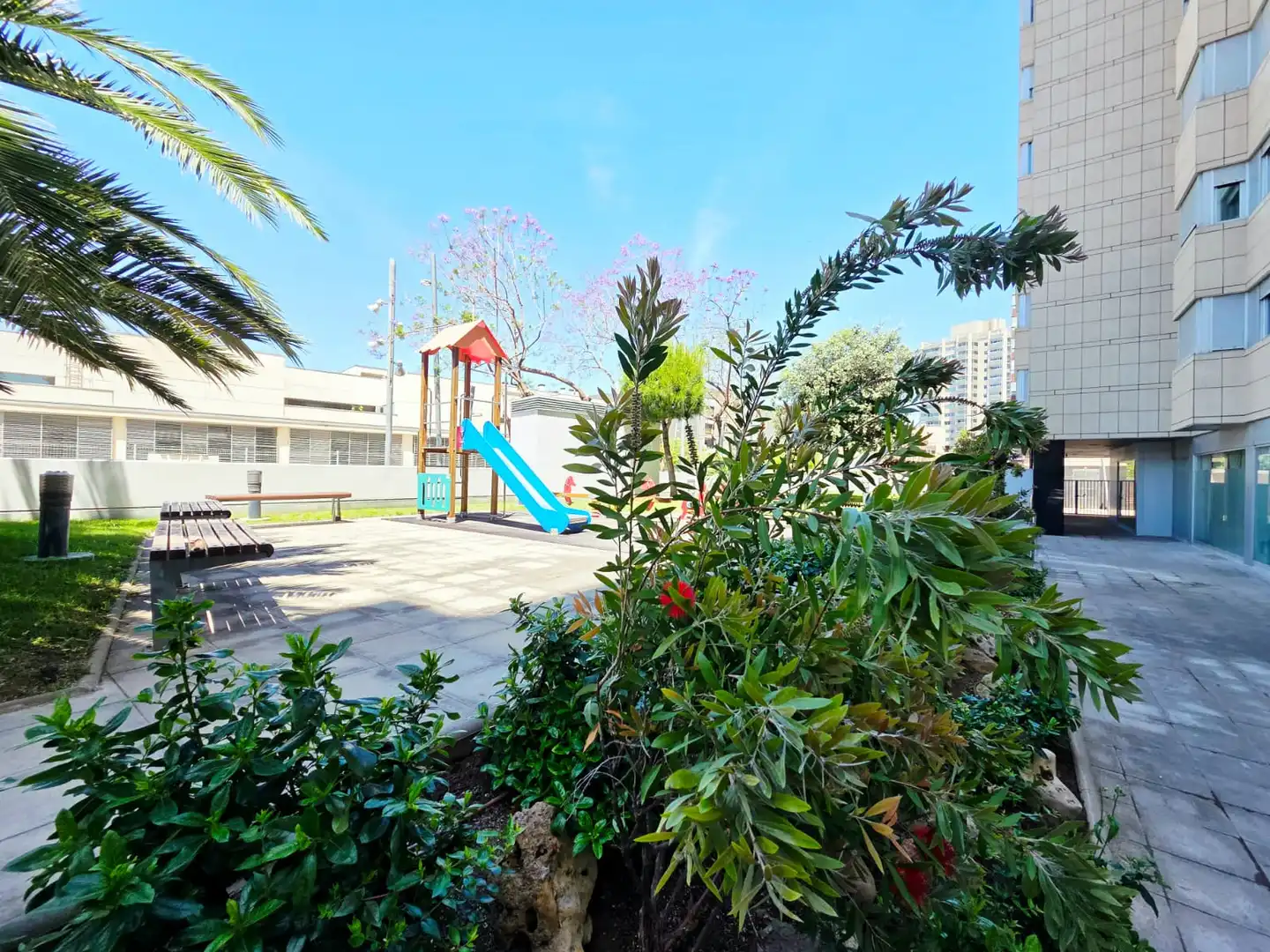 Terrassa de Pis en venda en Barcelona amb Aire condicionat, Calefacció i Jardí privat