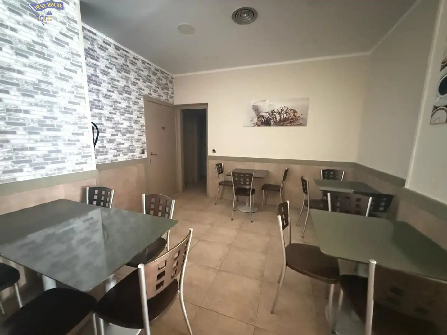 Local en venta en Les Arenes - La Grípia Can Montllor