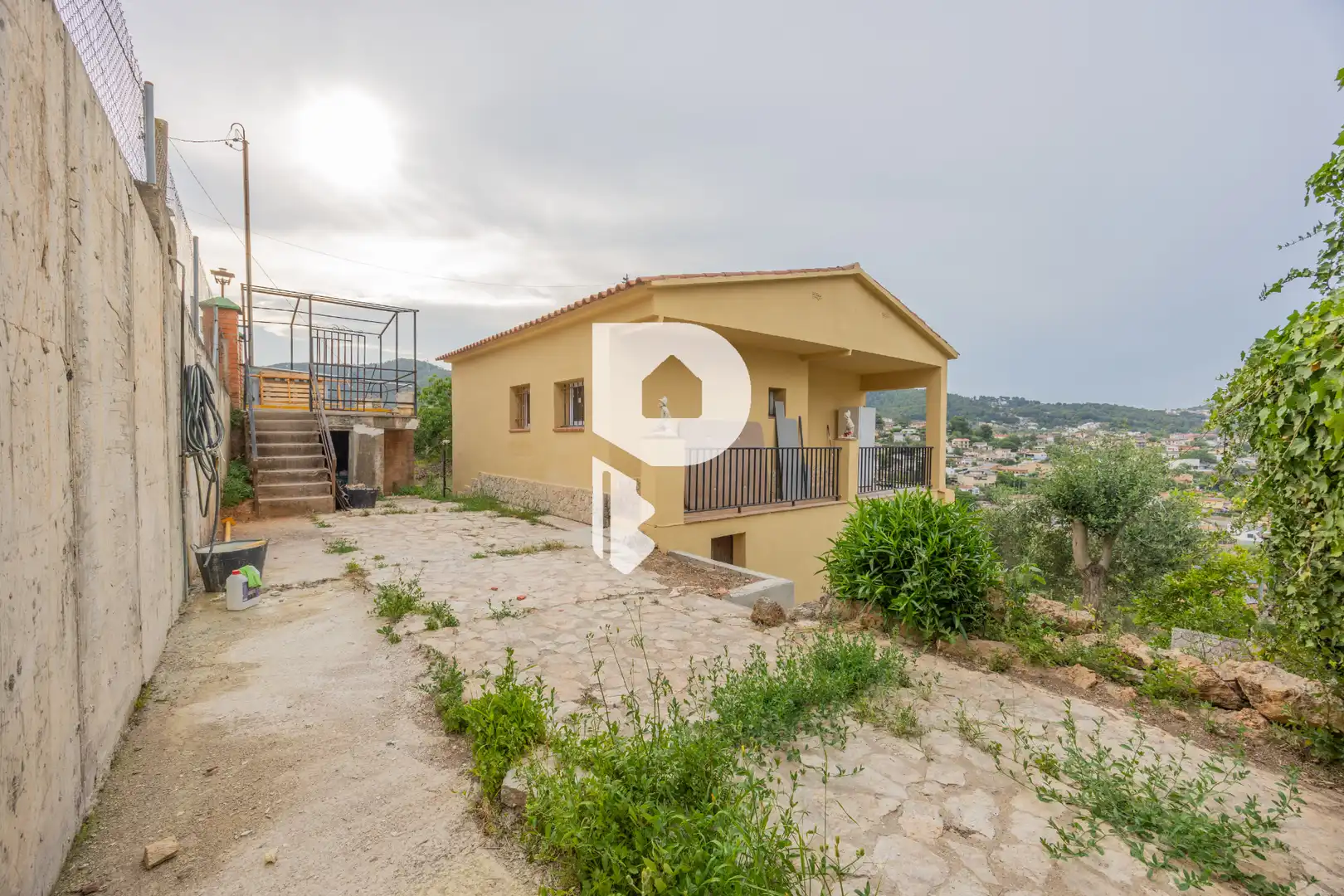 Casa o xalet en venda en Sant Vicenç Dels Horts amb Aire condicionat, Calefacció i Jardí privat
