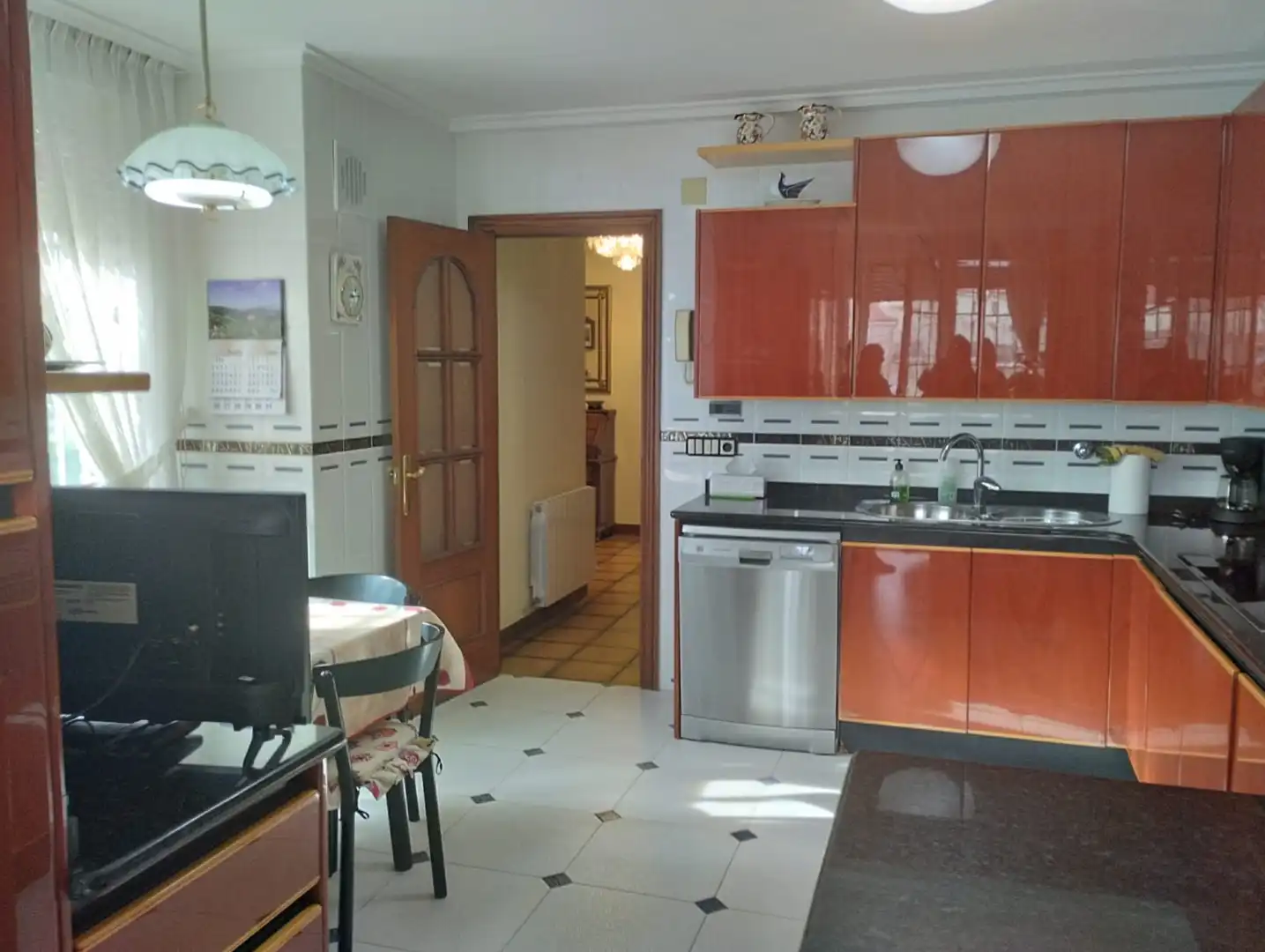 Cocina de Casa adosada en venta en Laredo con Calefacción, Jardín privado y Terraza
